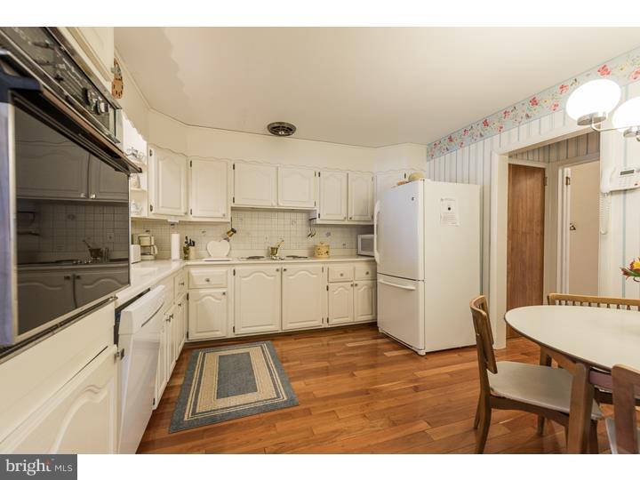 2120 Springhouse Road Broomall, PA 19008 - Photo 9 of 25 Kitchen