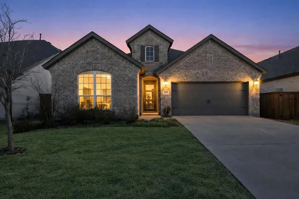 $435,990 | 207 Buffalo Boulevard, Rhome, TX 76078