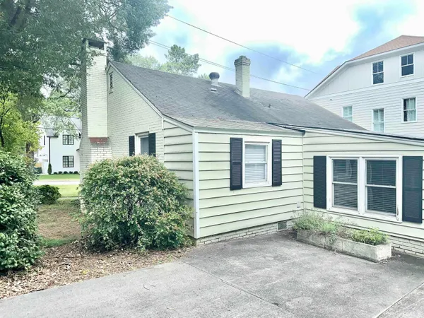$2,400 | 700 Mial Street, Raleigh, NC 27608