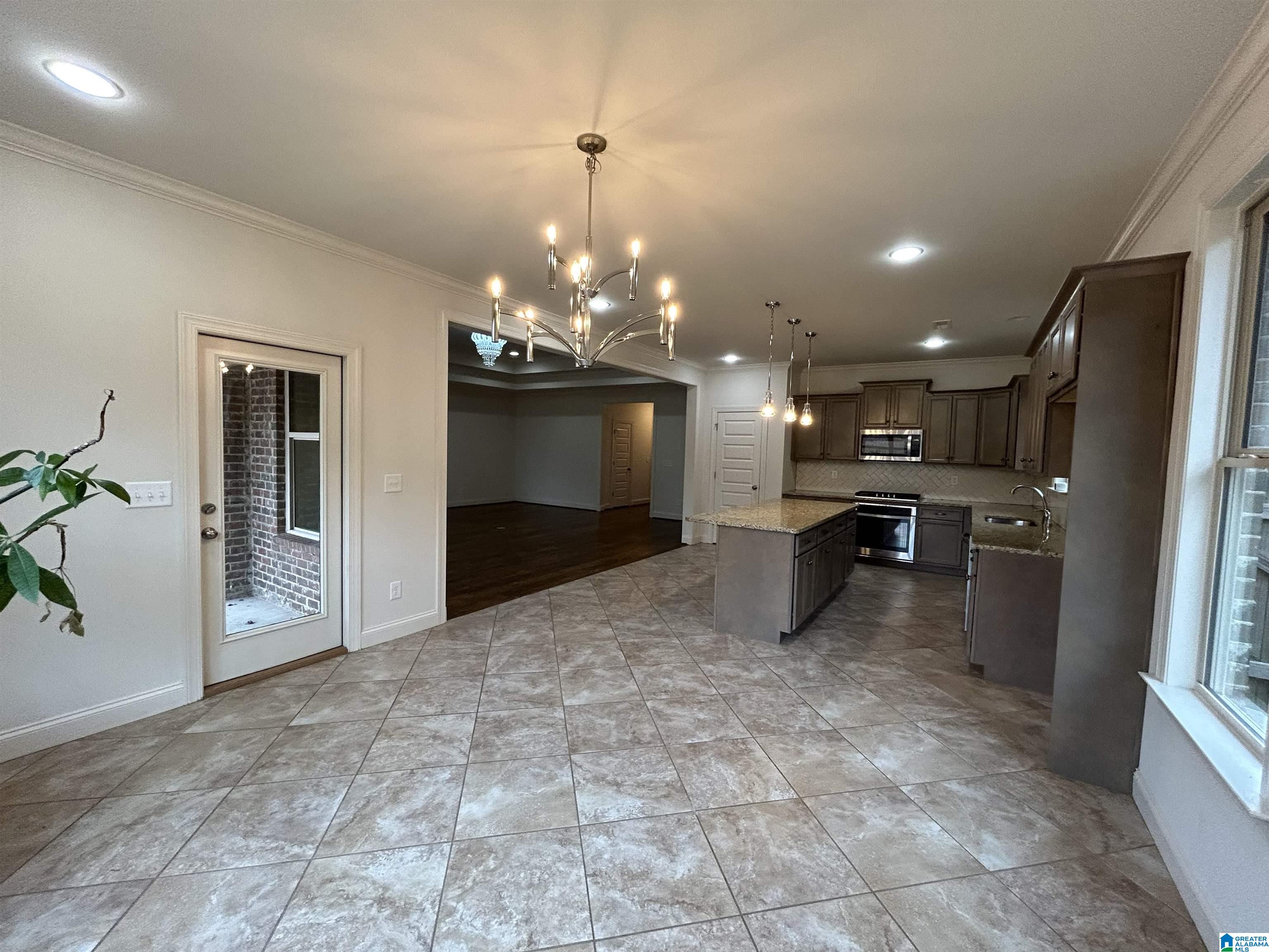 1005 Edgewater Lane Chelsea, AL 35043 - Photo 7 of 24