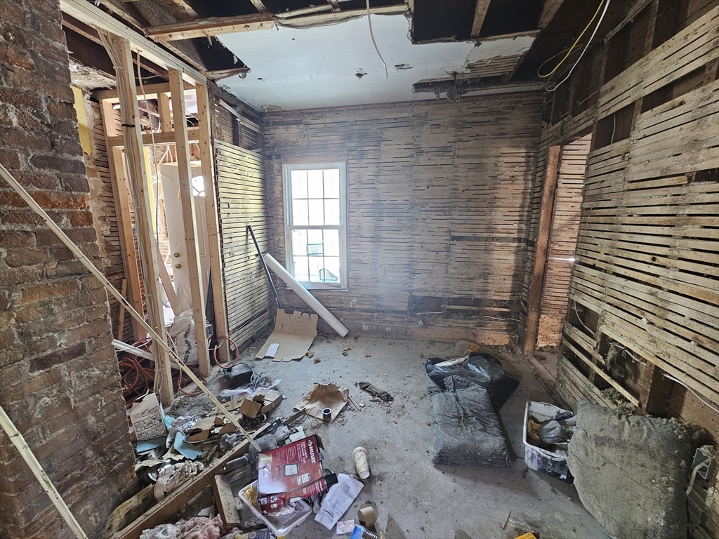 27 Hall Street North Adams, MA 01247 - Photo 15 of 32 a backyard of a house