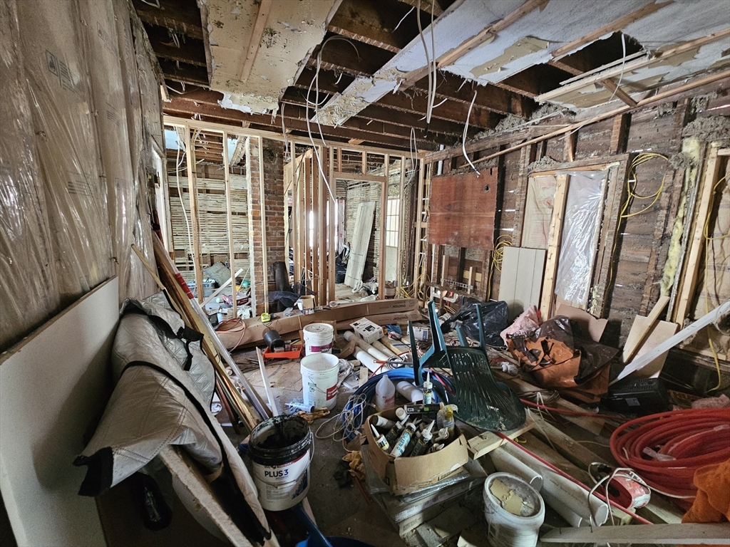 27 Hall Street North Adams, MA 01247 - Photo 17 of 32 a view of an chairs