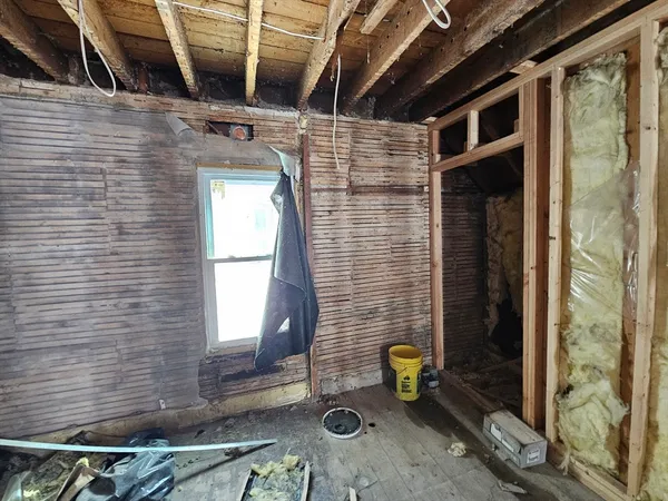 $84,900 | 27 Hall Street, North Adams, MA 01247