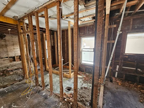 $84,900 | 27 Hall Street, North Adams, MA 01247