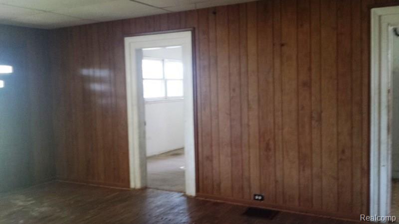 2368 Bullock Road Lapeer, MI 48446 - Photo 15 of 25
