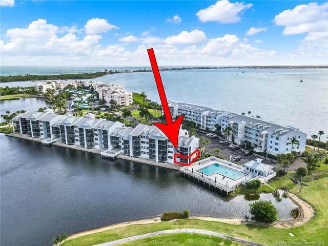 $299,000 | 40 Northeast Plantation Road, Unit 101, Stuart, FL 34996