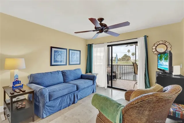 $299,000 | 40 Northeast Plantation Road, Unit 101, Stuart, FL 34996
