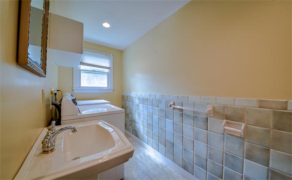 42 Barnesdale Road Natick, MA 01760 - Photo 10 of 24 Gallery Image 10