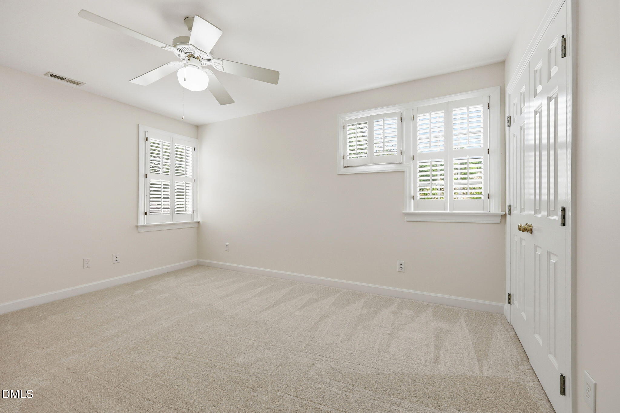 3412 Sir Colleton Court Raleigh, NC 27612 - Photo 24 of 41 32-web-or-mls-IMG_0721