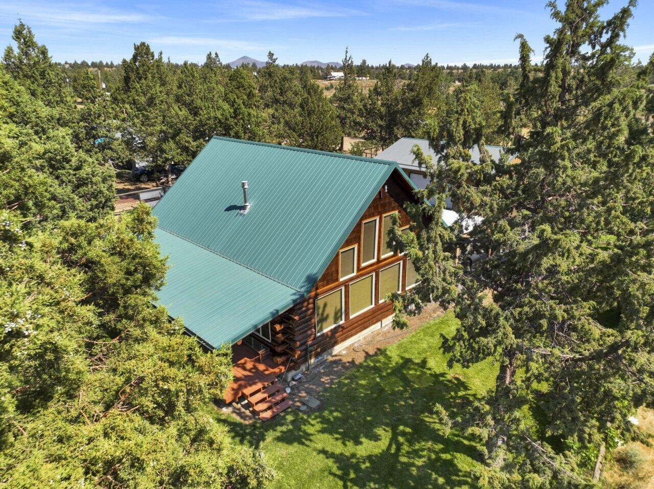 8095 Southwest Sand Ridge Road Terrebonne, OR 97760 - Photo 2 of 47 photos_web_resolution_DJI_0632