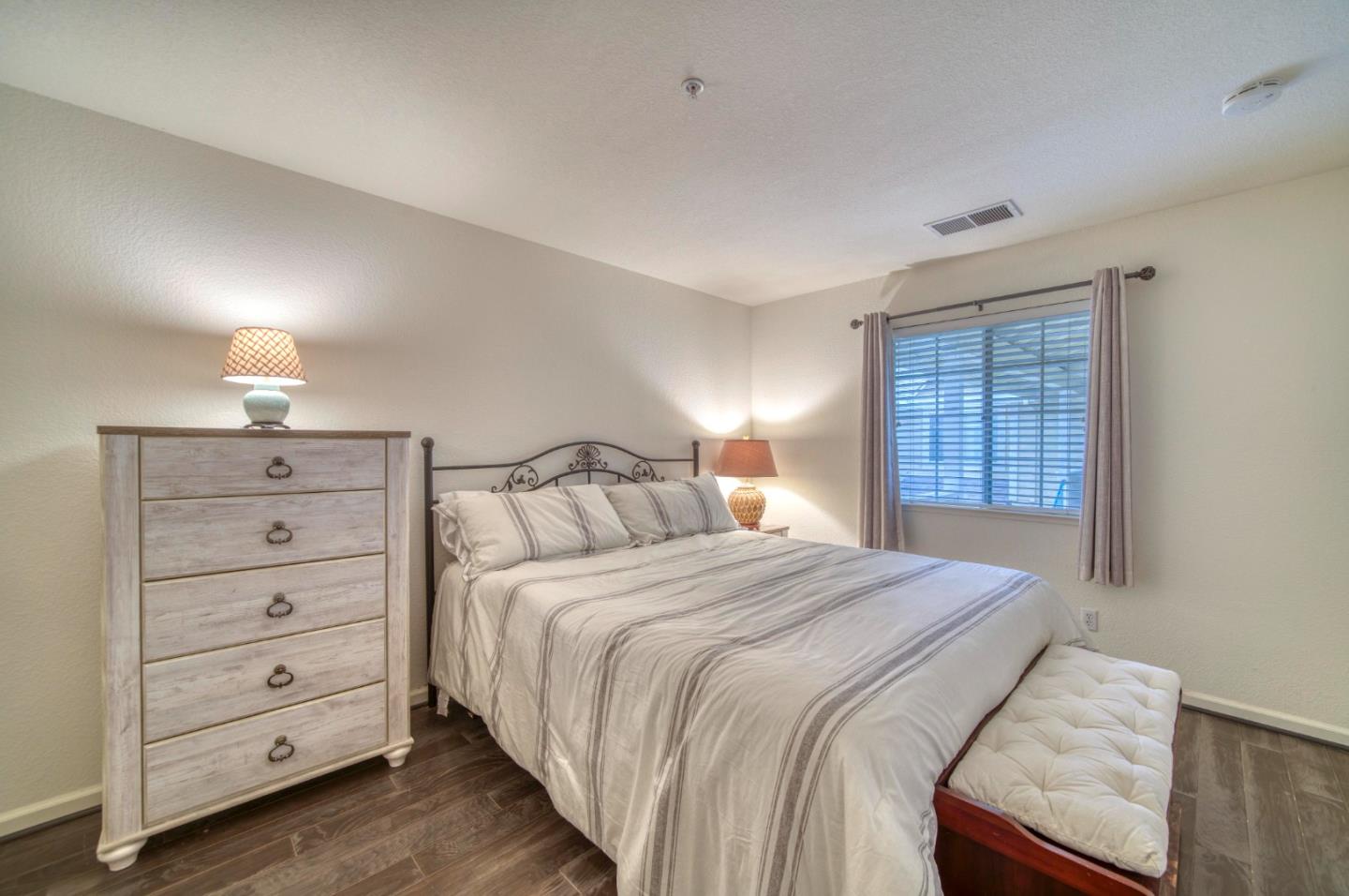 121 Skyline Drive San Ramon, CA 94583 - Photo 19 of 38 a bedroom with a bed and a window