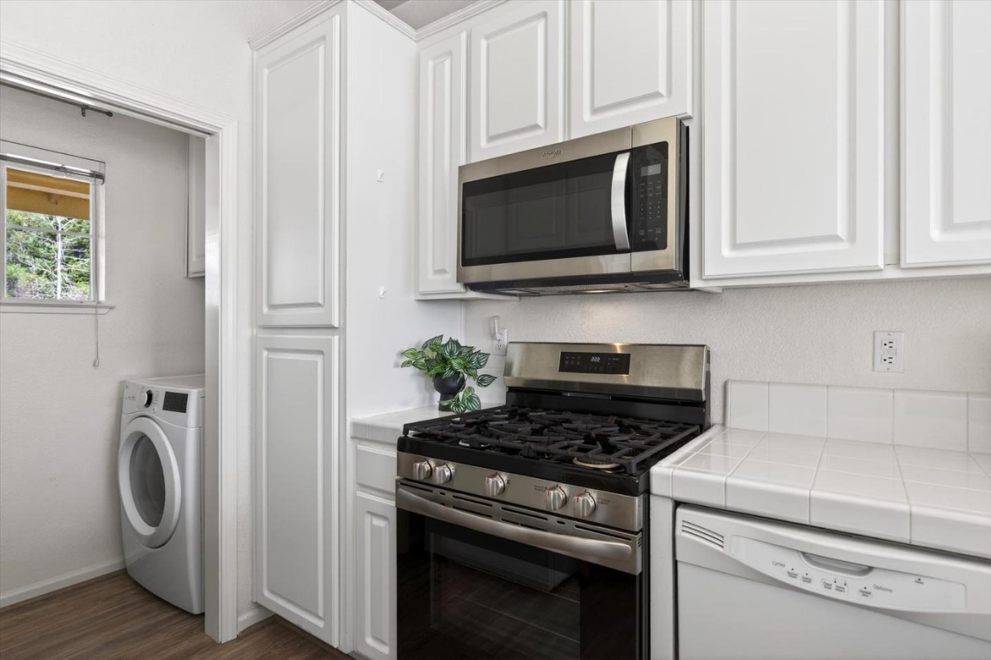 121 Skyline Drive San Ramon, CA 94583 - Photo 9 of 26