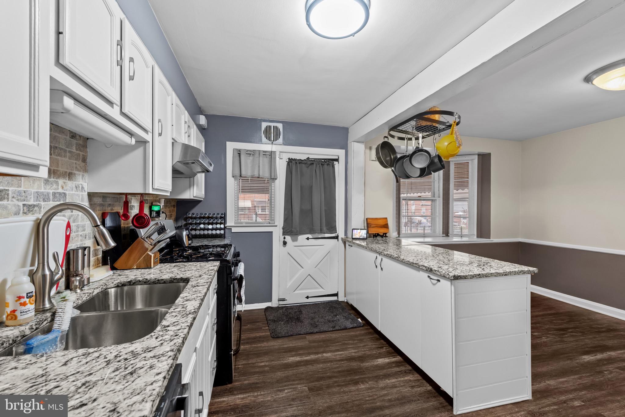 7304 Stratton Way Baltimore, MD 21224 - Photo 12 of 34 Kitchen