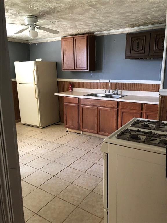 30 Rudolph Street McKees Rocks, PA 15136 - Photo 3 of 11