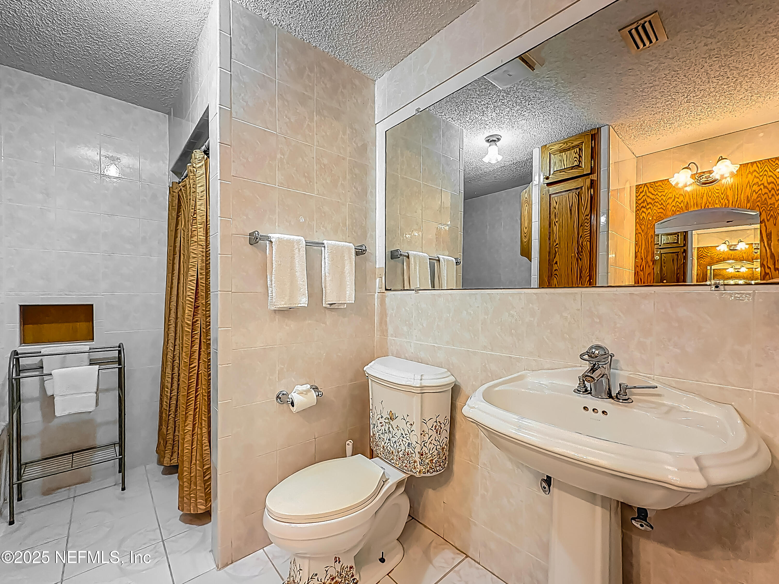 26504 Sheared Stokes Road Hilliard, FL 32046 - Photo 21 of 59 Bathroom 2.1