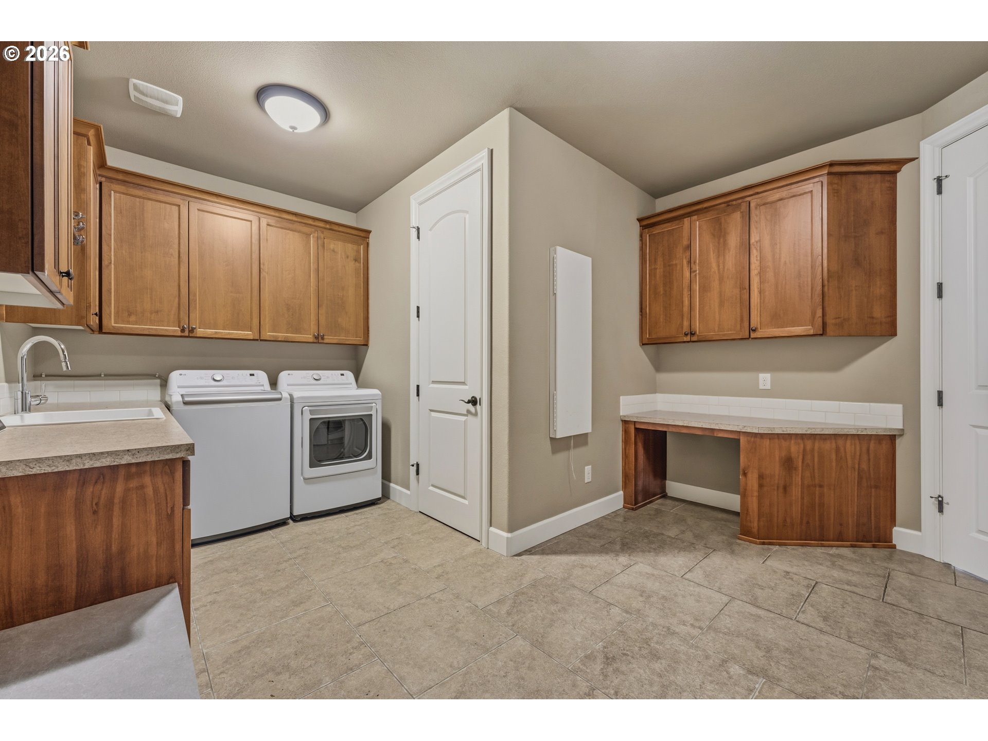 9245 Southwest 74th Avenue Portland, OR 97223 - Photo 23 of 37 Mud Room