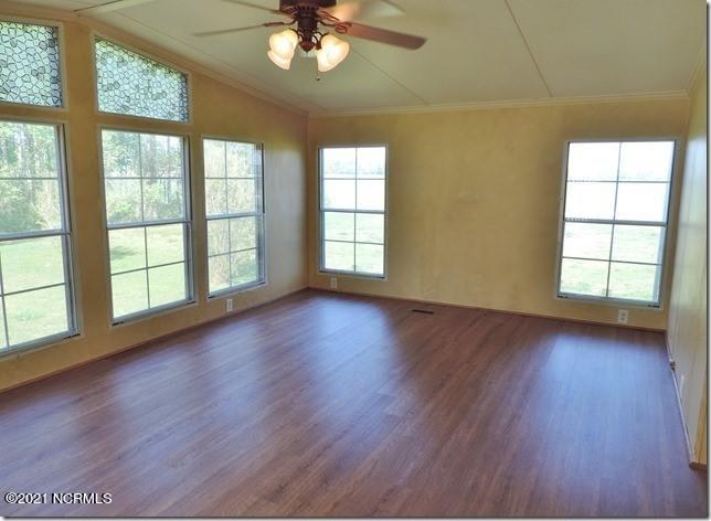 5210 Carr Road Wilson, NC 27893 - Photo 25 of 36 24 Sunroom
