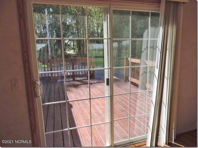 5210 Carr Road Wilson, NC 27893 - Photo 26 of 36 25 View to Deck