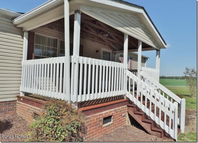 5210 Carr Road Wilson, NC 27893 - Photo 3 of 36 2 Front Porch