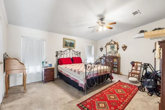 $349,999 | 198 Crossing Drive, Harper, TX 78631