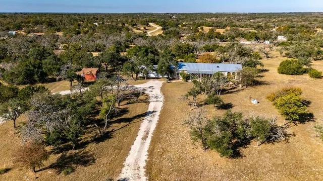 $349,999 | 198 Crossing Drive, Harper, TX 78631