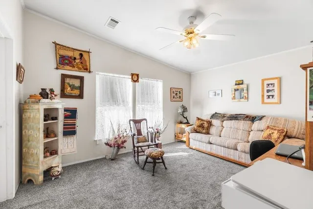 $349,999 | 198 Crossing Drive, Harper, TX 78631