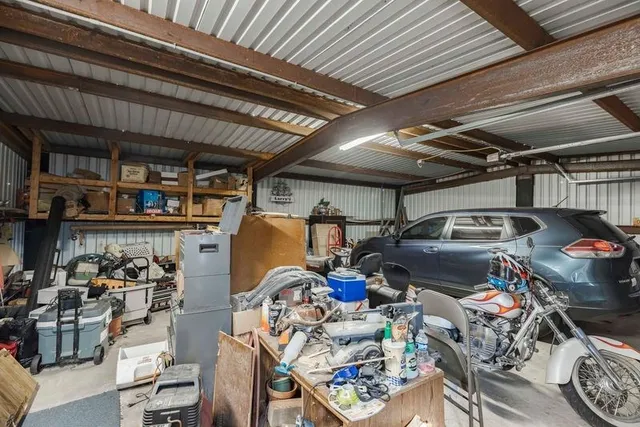 $349,999 | 198 Crossing Drive, Harper, TX 78631