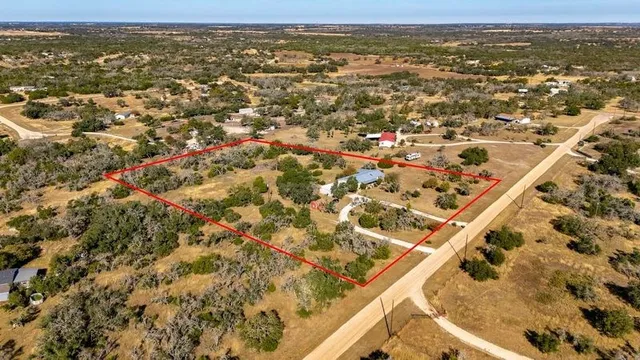 $349,999 | 198 Crossing Drive, Harper, TX 78631