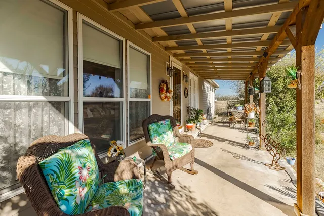 $349,999 | 198 Crossing Drive, Harper, TX 78631