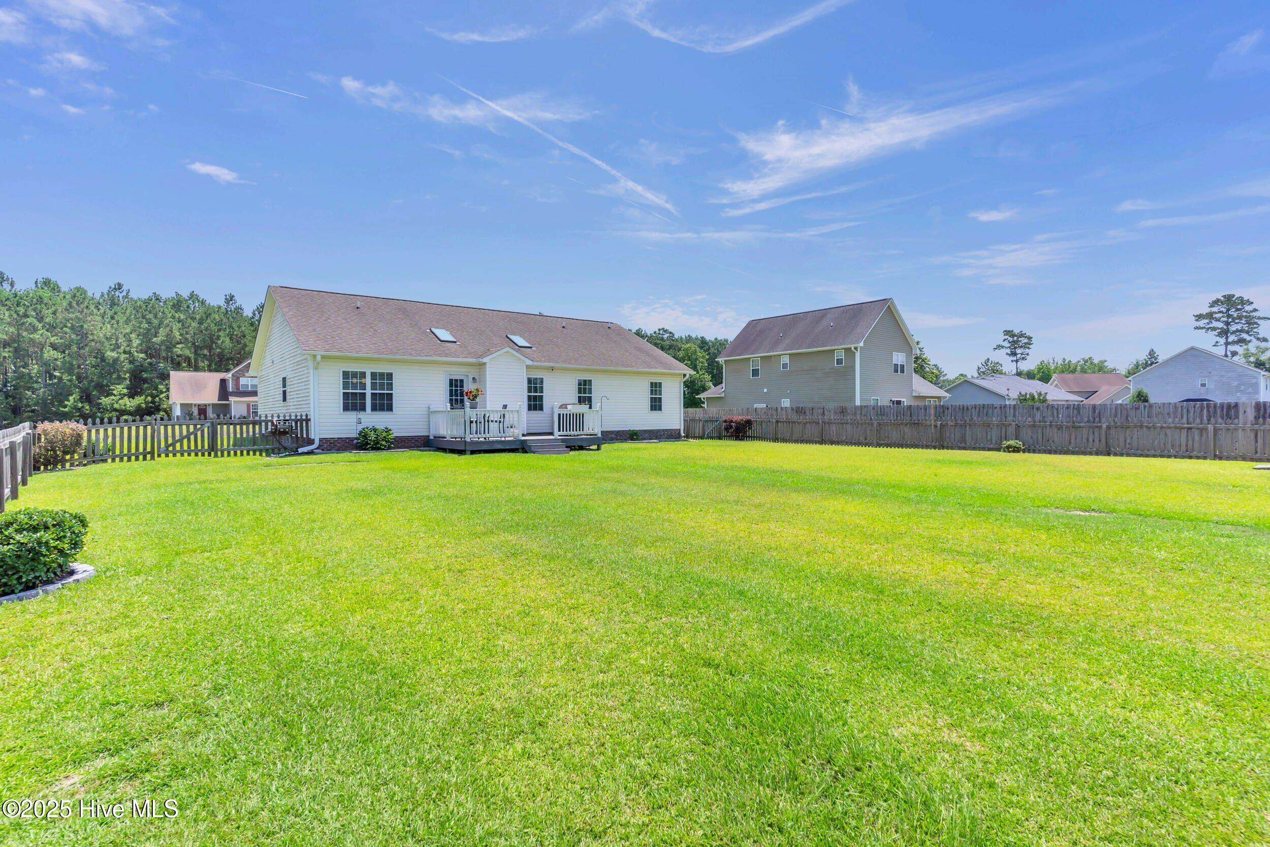 312 Springcreek Court Hubert, NC 28539 - Photo 29 of 43 30_312 springcreek ct-00030