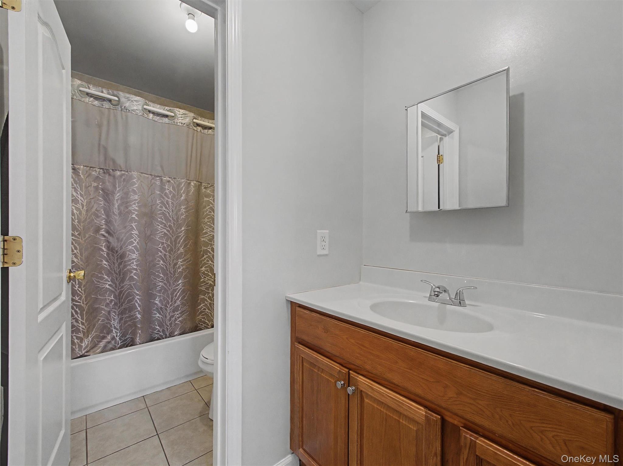 9 Elm Street, Unit 201 Spring Valley, NY 10977 - Photo 24 of 33