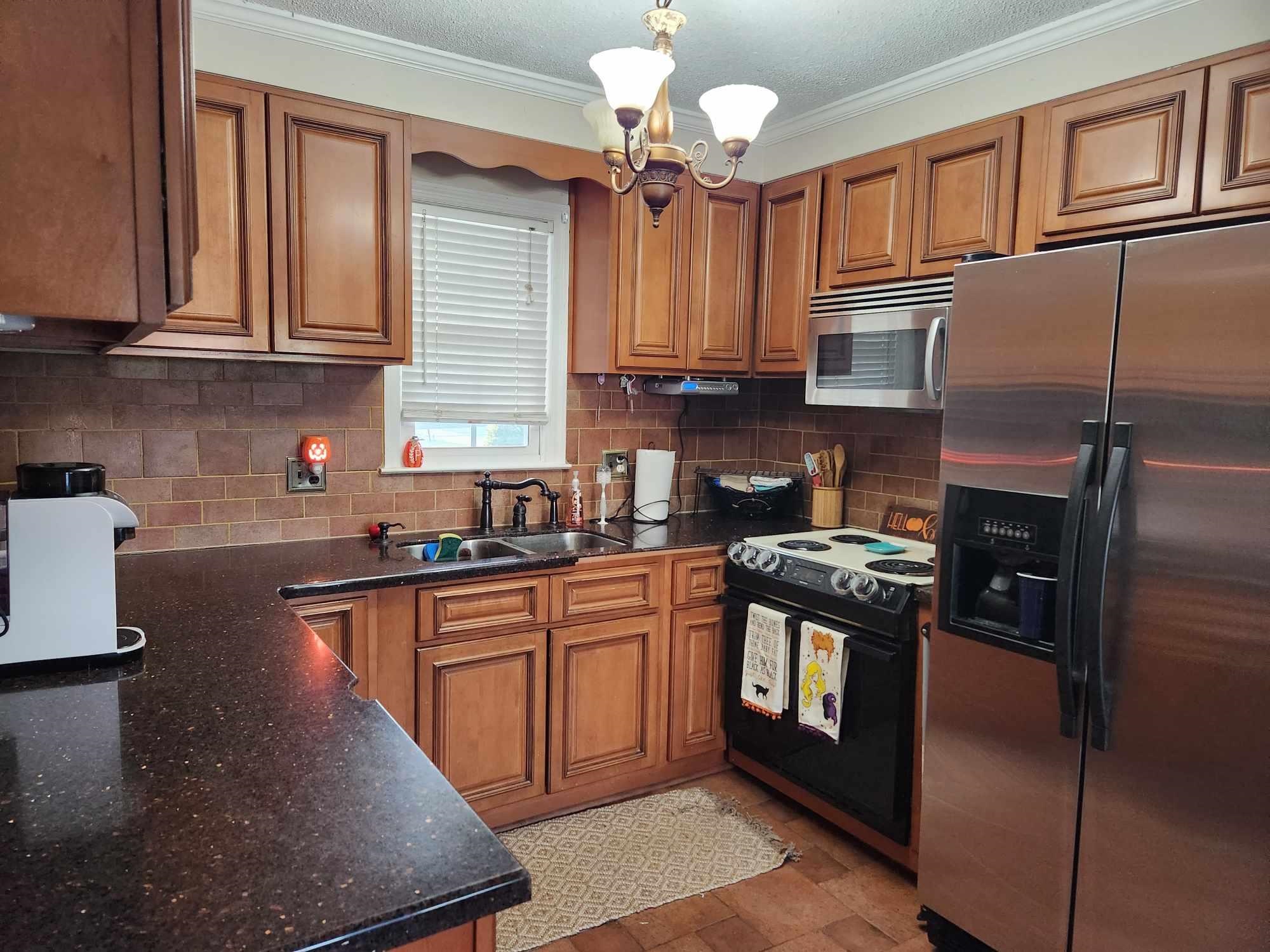 632 Bob Little Road Jonesville, SC 29353 - Photo 8 of 32
