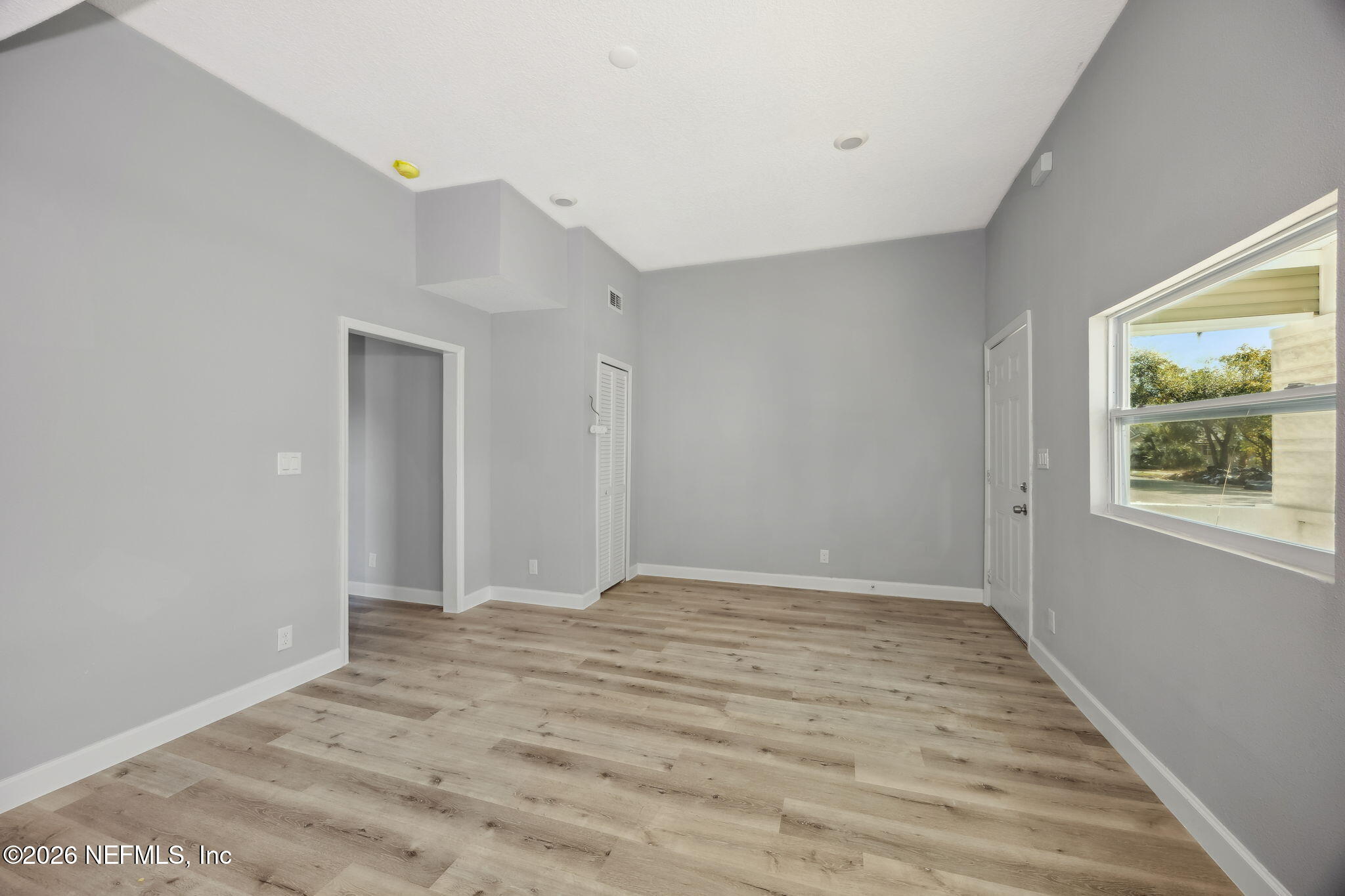 151 West 17th Street Jacksonville, FL 32206 - Photo 12 of 81 12-web-or-mls-151 W 17th St (12 of 69)