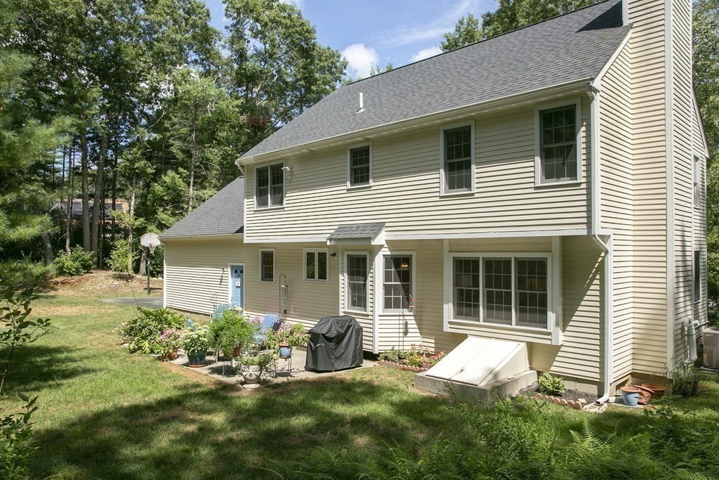 2 Stanley Road Norton, MA 02766 - Photo 5 of 10 Gallery Image 5