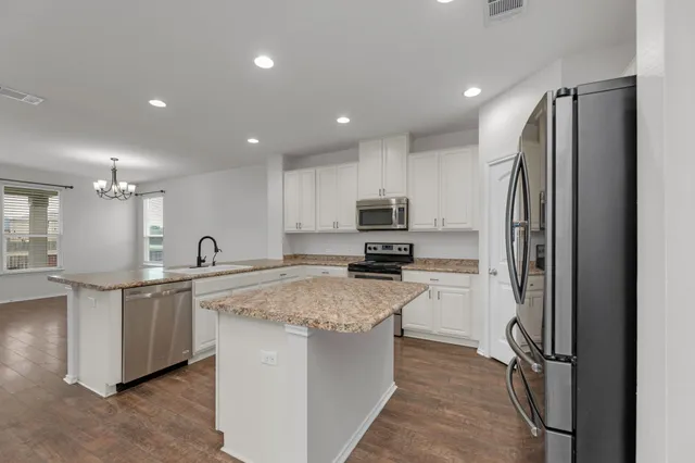 $2,400 | 150 Jasmine Cove, Kyle, TX 78640