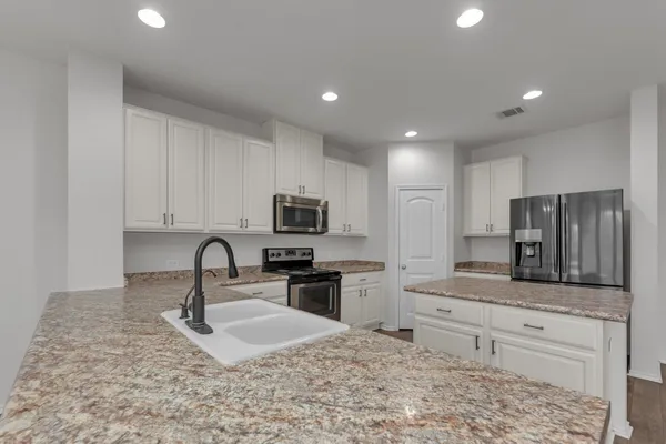 $2,200 | 150 Jasmine Cove, Kyle, TX 78640