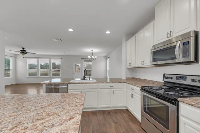 $2,400 | 150 Jasmine Cove, Kyle, TX 78640