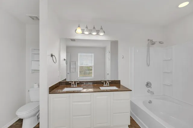 $2,400 | 150 Jasmine Cove, Kyle, TX 78640