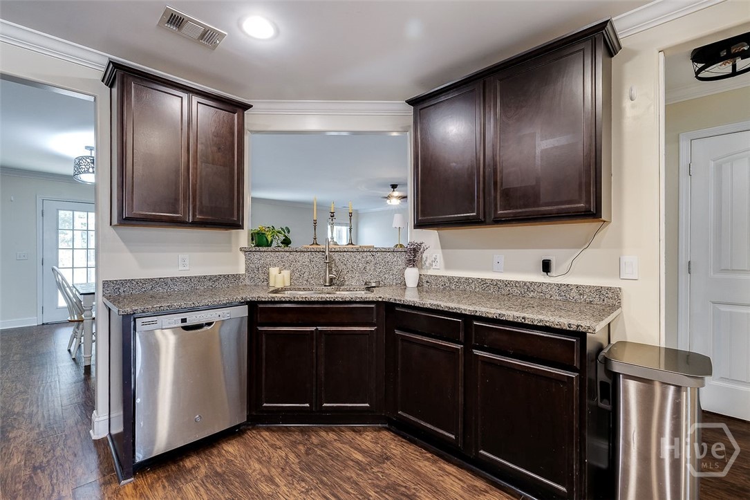 201 Caroline Way Guyton, GA 31312 - Photo 10 of 41