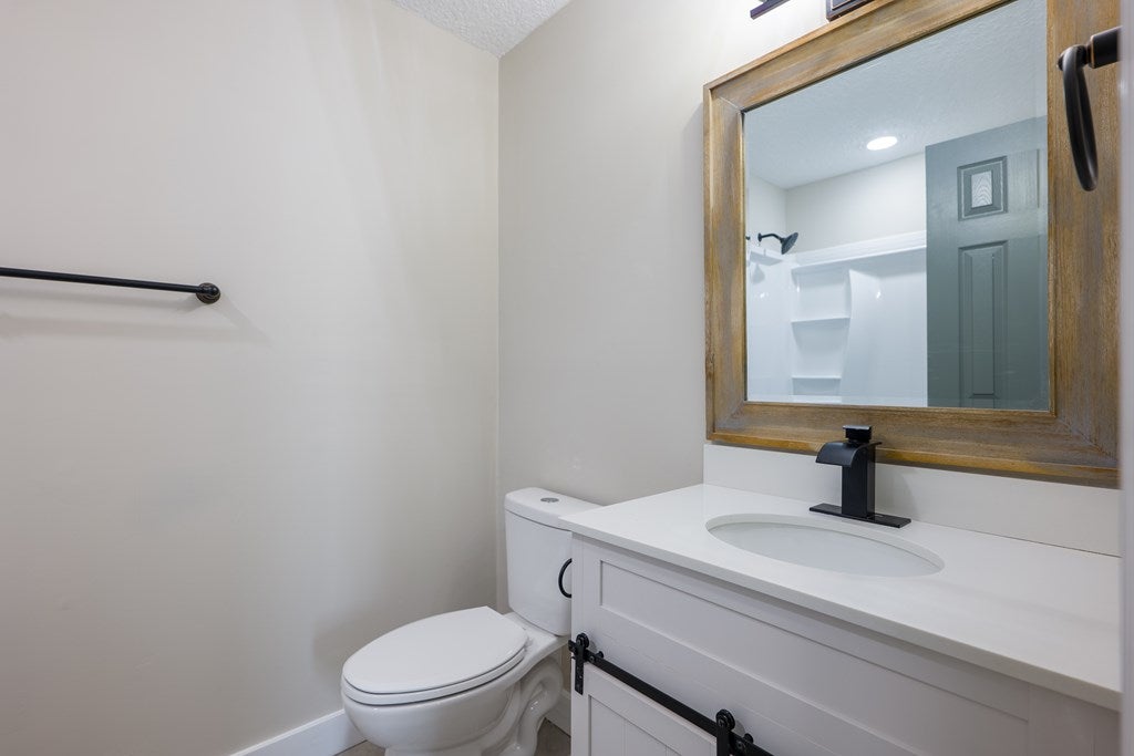 3966 White Water Road Valdosta, GA 31601 - Photo 16 of 27 Gallery Image 16