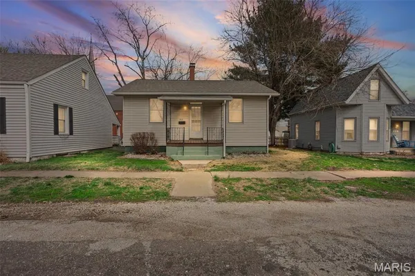 $159,500 | 212 West 4th Street, O'Fallon, IL 62269