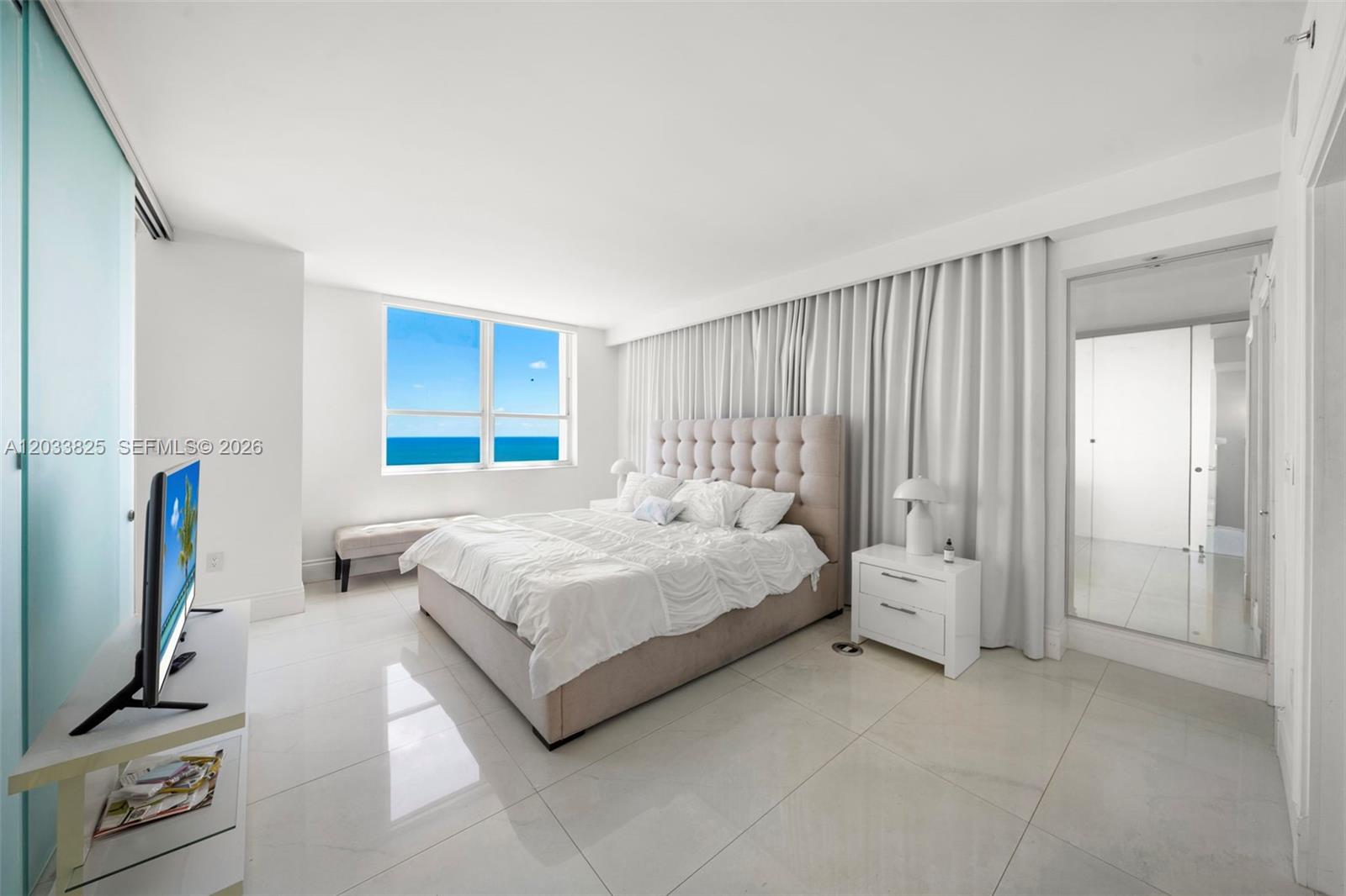 90 Alton Road, Unit PH3209 Miami Beach, FL 33139 - Photo 20 of 25