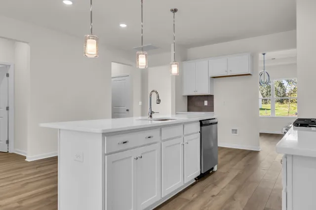 $459,990 | 564 Nightengale Ridge Drive, Columbia, TN 38401