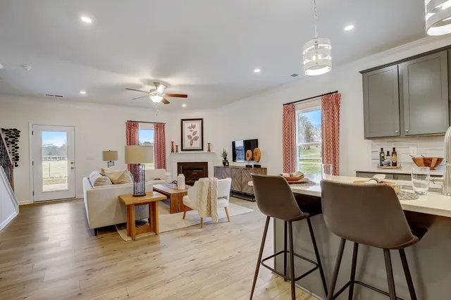 $459,990 | 564 Nightengale Ridge Drive, Columbia, TN 38401