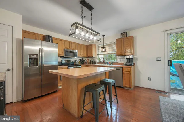 $340,000 | 42 Denny Circle, Newark, DE 19702