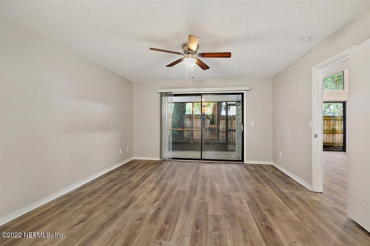 5452 Fort Caroline Road Jacksonville, FL 32277 - Photo 12 of 19 12-Primary Bedroom