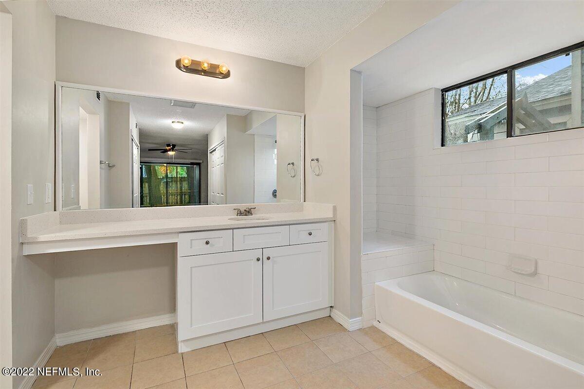 5452 Fort Caroline Road Jacksonville, FL 32277 - Photo 14 of 19 15-Primary Bathroom