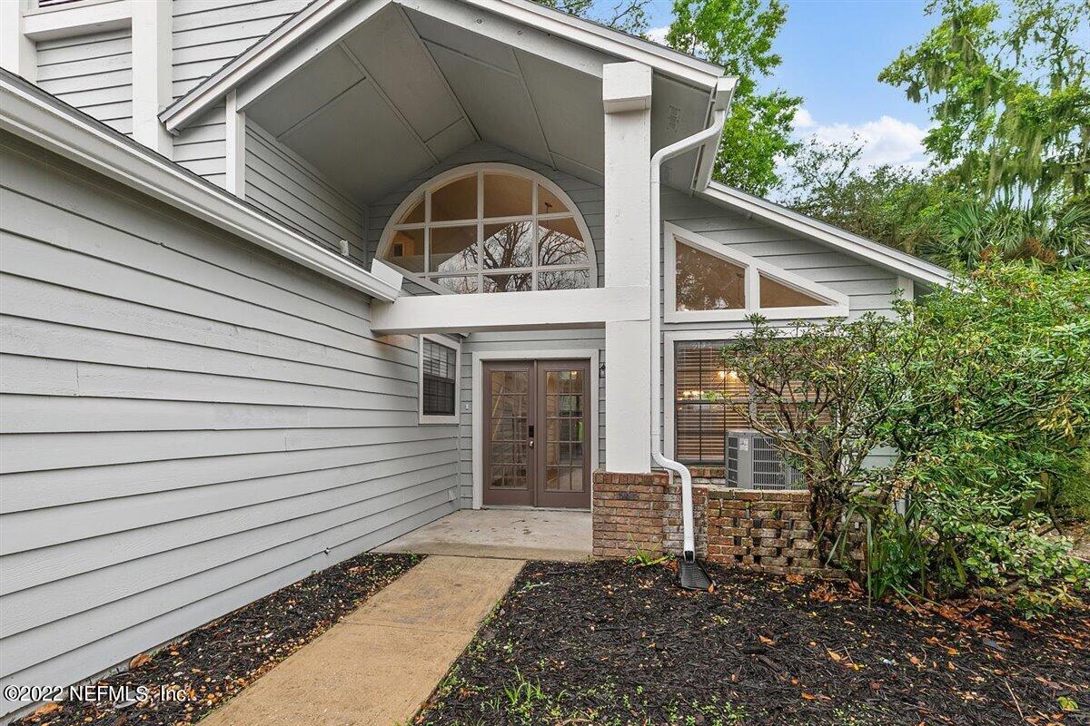02-Entryway