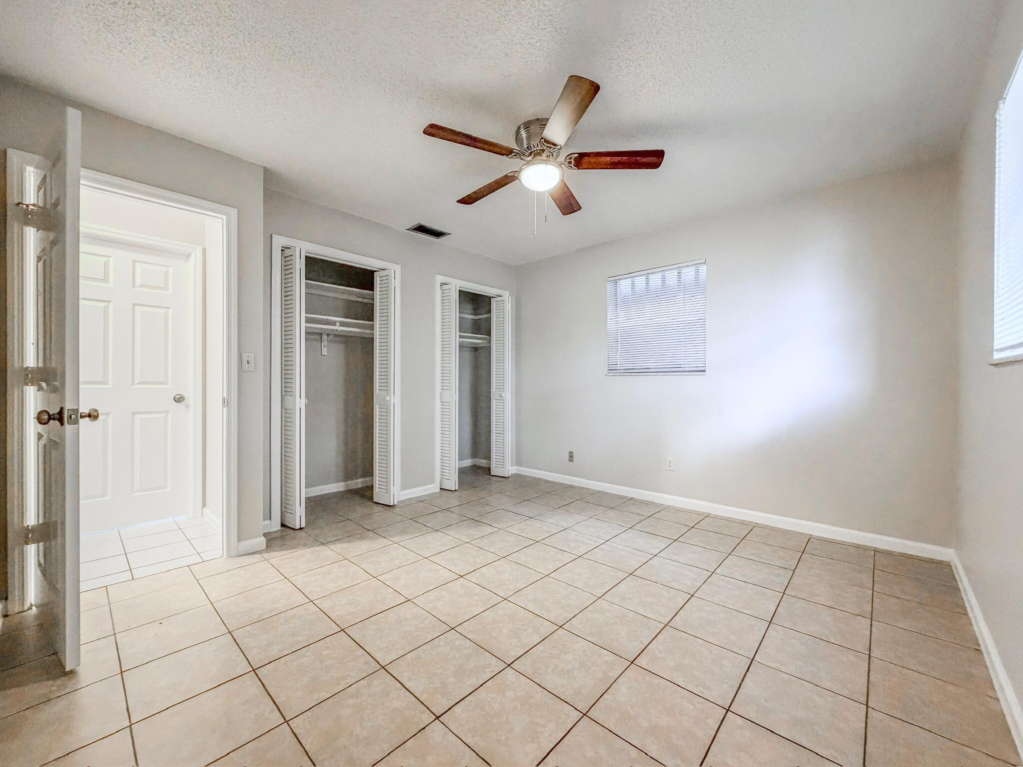 2735 Richard Road, Unit B West Palm Beach, FL 33403 - Photo 9 of 16 DB0182A6-0BE1-4CE8-8B64-B79F22F52A96_1_1