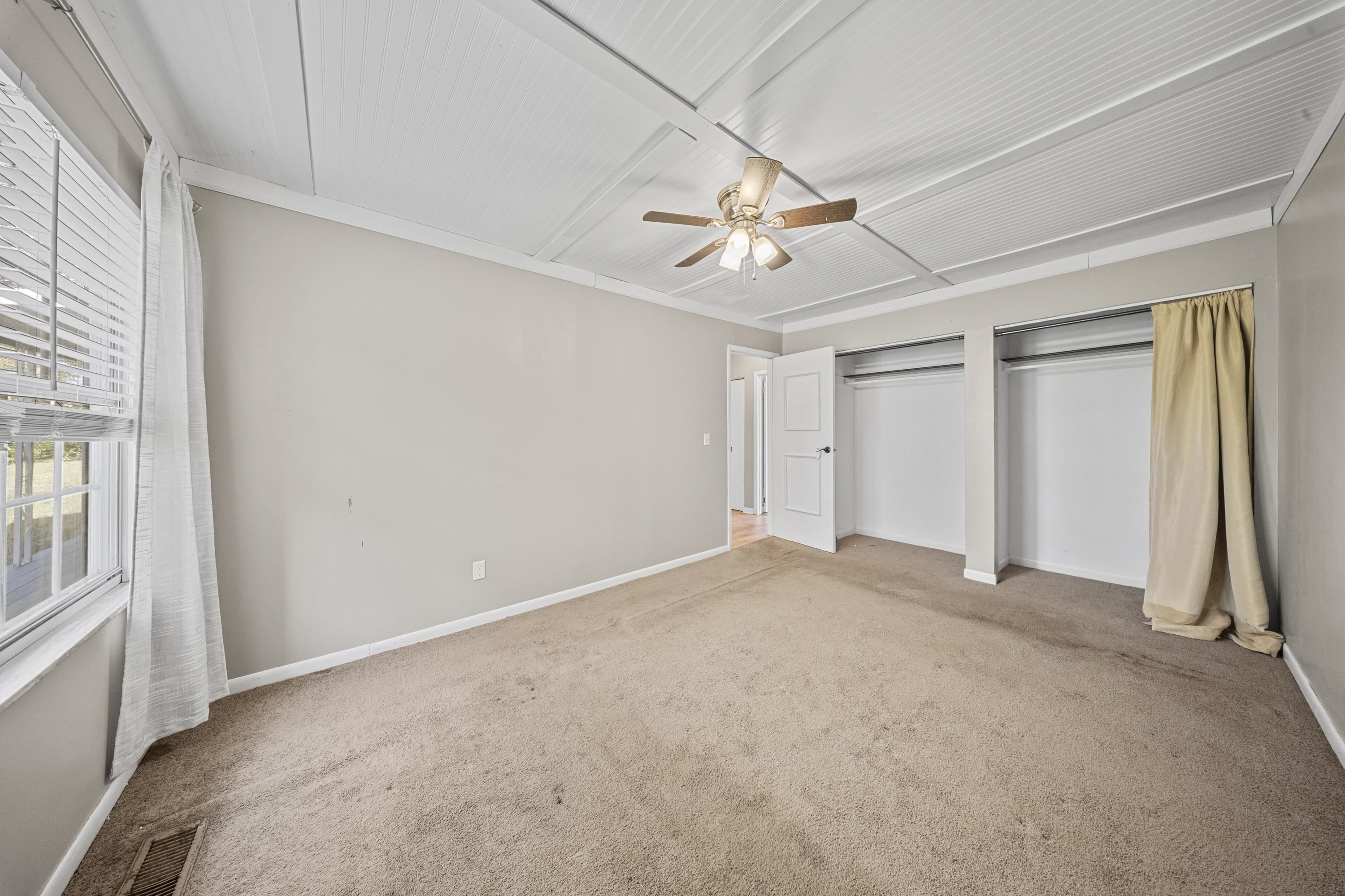 1719 Booth Quillen Road Ashland, KY 41102 - Photo 20 of 33